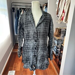 Sun Kim Crinkle Boyfriend Shirt - XS